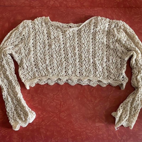 Cream Boho Crochet Crop Top Size Medium Stretch Festival Fairy - Picture 2 of 5